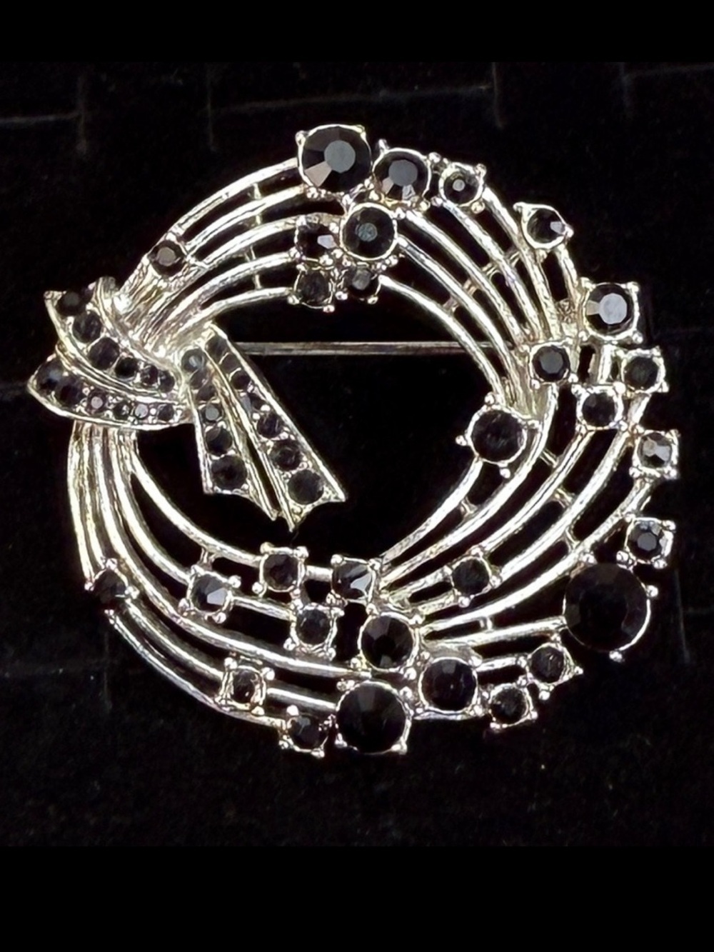 Vintage Black and Silvertone Brooch